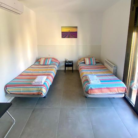 Hostal La Masia 만레사 외부 사진