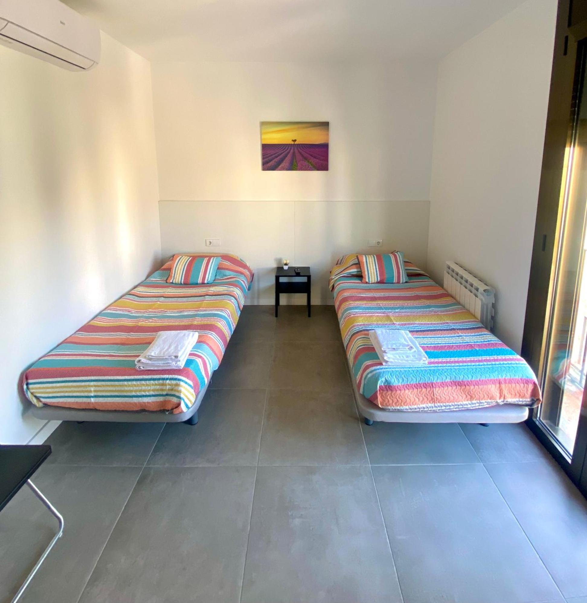 Hostal La Masia 만레사 외부 사진